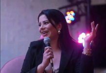 Former adult film actress sworn in as Colombian senator